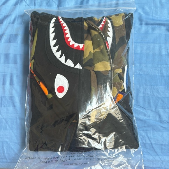 BAPE 1st Hoodie (Deadstock) Size XL and S, Black - Picture 1 of 7